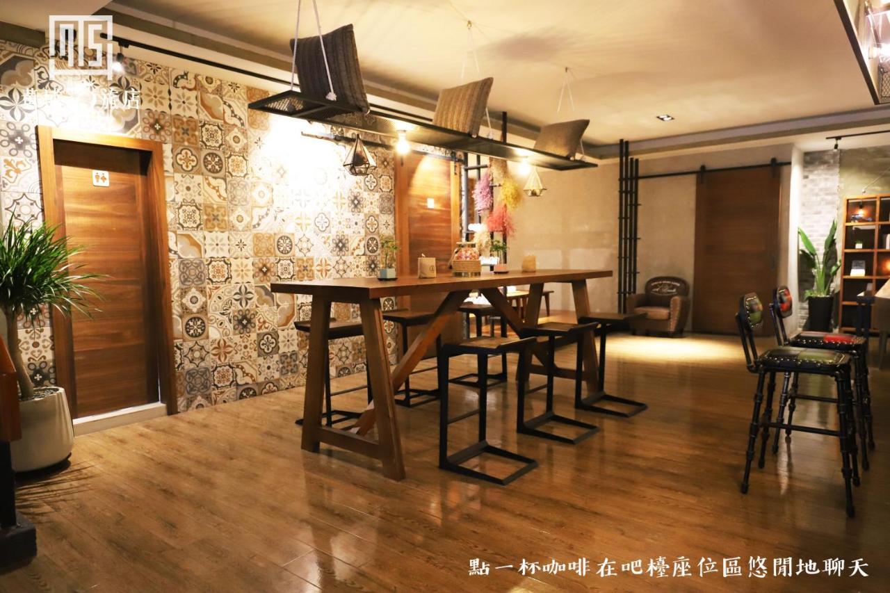 Military 75 Hotel Taichung Exterior photo